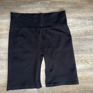 Ryka Ribbed Biker Shorts - Large